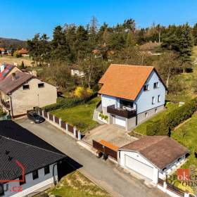 Prodej rodinné domy, 230 m2 -  Lešany / 19426234