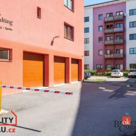 Prodej byty 5+kk, 147 m2 -  Vyškov- Předměstí / 19435289