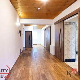 Foto inzerátu Prodej rodinné domy, 171 m2 - Zruč-Senec - Zruč