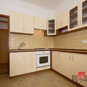 Pronájem byty 2+1, 80 m2 -  / 19453182