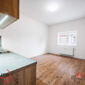 Prodej byty 1+kk, 27 m2 -  Ostrava -  Přívoz / 19457437