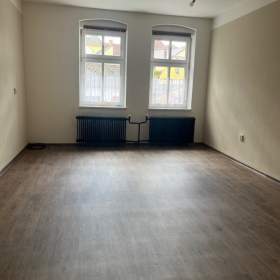 Pronájem byty 2+kk, 42 m2 -  / 19457818