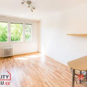 Pronájem byty 1+kk, 24 m2 -  Praha -  Braník / 19470857