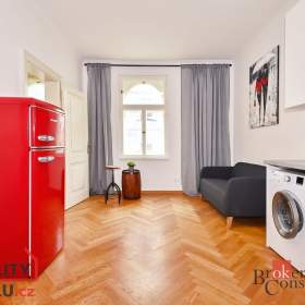 Pronájem byty 2+kk, 32 m2 -  Praha -  Vršovice / 19471893