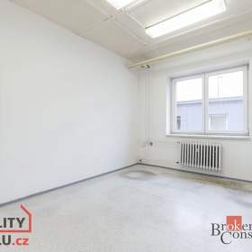 Foto inzerátu Pronájem sklady, 82 m2 -