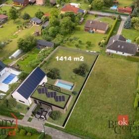 Prodej pozemky pro bydlení, 1 414 m2 -  Dvůr Králové nad Labem / 19481566