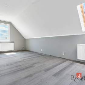 Foto inzerátu Prodej rodinné domy, 202 m² - Smolné Pece