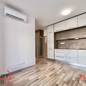 Pronájem byty 1+1, 37 m2 -  Praha -  Uhříněves / 19499533
