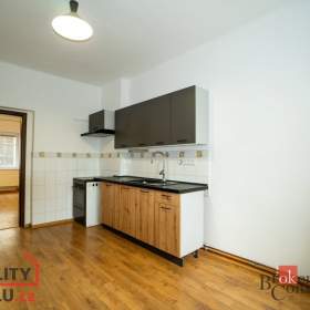 Pronájem byty 1+1, 42 m2 -  / 19505317