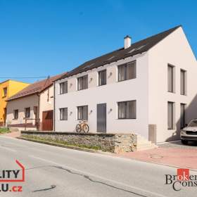 Prodej rodinné domy, 240 m2 -  / 19505432