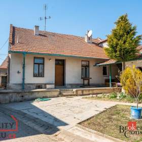 Foto inzerátu Prodej rodinné domy, 240 m² -