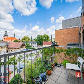 Prodej byty 2+kk, 66 m2 -  Praha -  Uhříněves / 19508207