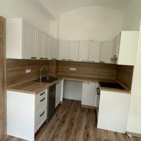 Pronájem byty 1+kk, 34 m2 -  / 19508292