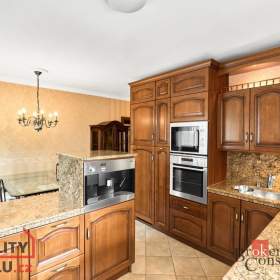 Foto inzerátu Prodej rodinné domy, 388 m² - Karlovy Vary - Tašovice