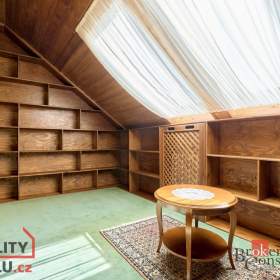 Foto inzerátu Prodej rodinné domy, 388 m² - Karlovy Vary - Tašovice