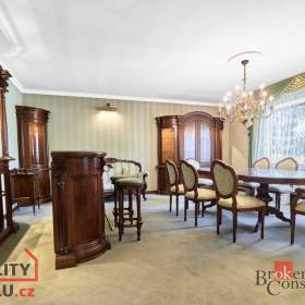 Foto inzerátu Prodej rodinné domy, 388 m² - Karlovy Vary - Tašovice