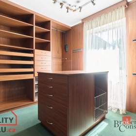 Foto inzerátu Prodej rodinné domy, 388 m² - Karlovy Vary - Tašovice