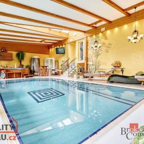 Foto inzerátu Prodej rodinné domy, 388 m² - Karlovy Vary - Tašovice