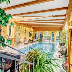 Foto inzerátu Prodej rodinné domy, 388 m² - Karlovy Vary - Tašovice