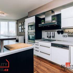 Pronájem byty 3+kk, 82 m2 -  Hradec Králové -  Třebeš / 19516465