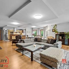 Foto inzerátu Prodej rodinné domy, 221 m² - Mokrovousy