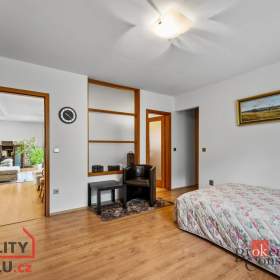 Foto inzerátu Prodej rodinné domy, 221 m² - Mokrovousy