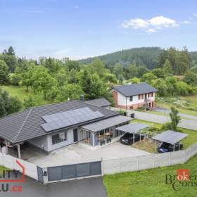 Foto inzerátu Prodej rodinného domu 178 m², Podolí