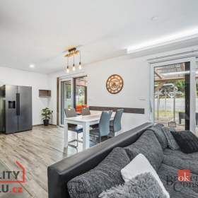 Foto inzerátu Prodej rodinného domu 178 m², Podolí