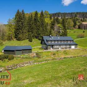 Foto inzerátu Prodej nemovitosti pro ubytování 528 m²