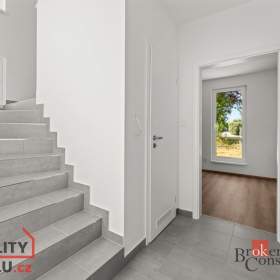 Foto inzerátu Prodej rodinného domu 153 m², Chýně