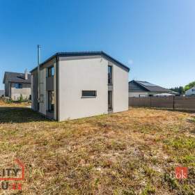 Foto inzerátu Prodej rodinného domu 153 m², Chýně