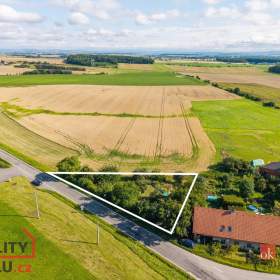 Foto inzerátu Prodej stavebního pozemku 1 048 m², Vysoký Újezd