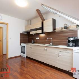 Prodej bytu 3+kk 120 m2, Babice / 19540217