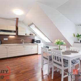 Foto inzerátu Prodej bytu 3+kk 120 m², Babice