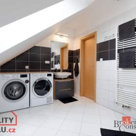 Foto inzerátu Prodej bytu 3+kk 120 m², Babice