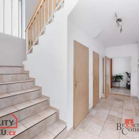 Foto inzerátu Prodej rodinného domu 231 m2, Starý Plzenec