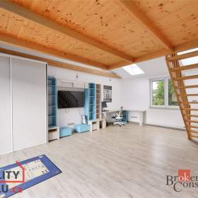 Foto inzerátu Prodej rodinného domu 231 m2, Starý Plzenec