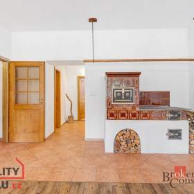 Prodej nemovitosti pro ubytování 245 m², Volary / 19549959