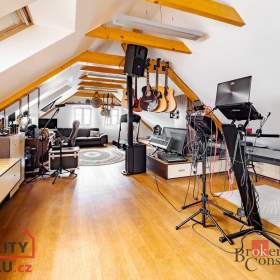Foto inzerátu Prodej rodinné domy, 370 m² -