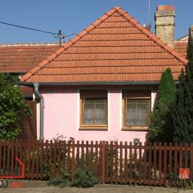 Prodej rodinného domu 50 m2, Hlohovec / 19554955