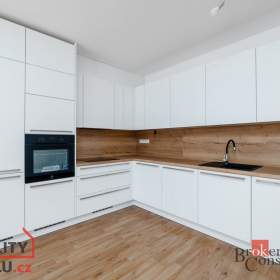 Pronájem bytu 2+kk 65 m2, Plzeň / 19555432