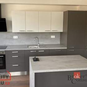Pronájem bytu 2+kk 62 m2, Adamov / 19558251