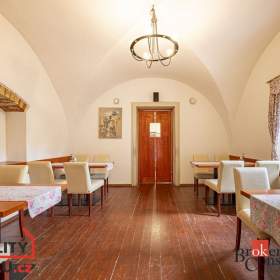 Foto inzerátu Prodej rodinného domu 212 m2, Velké Meziříčí