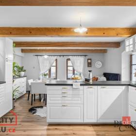 Prodej rodinného domu 120 m², Hroubovice / 19563479