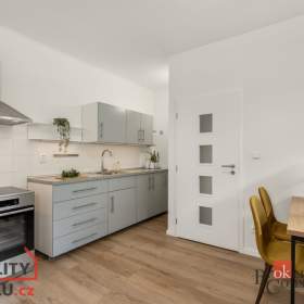 Prodej bytu 2+1 64 m2, Praha / 19564117