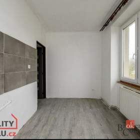 Foto inzerátu Prodej byty 3+1, 88 m² - Předslav - Měcholupy