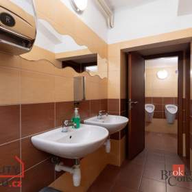 Foto inzerátu Prodej nemovitosti pro ubytování 800 m², Opava