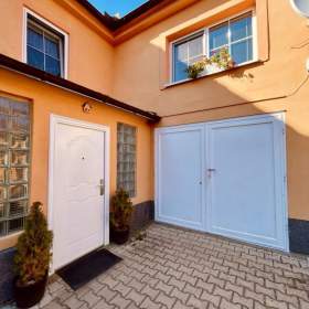 Foto inzerátu Prodej rodinného domu 230 m², Černuc