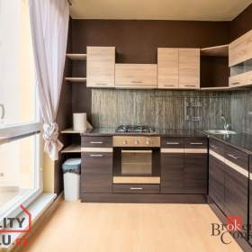 Prodej bytu 2+1 53 m², Adamov / 19575379