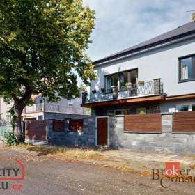 Prodej rodinného domu 180 m², Chomutov / 19579802